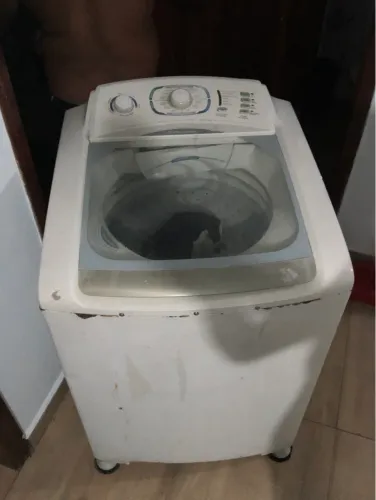 Máquina de lavar roupas 