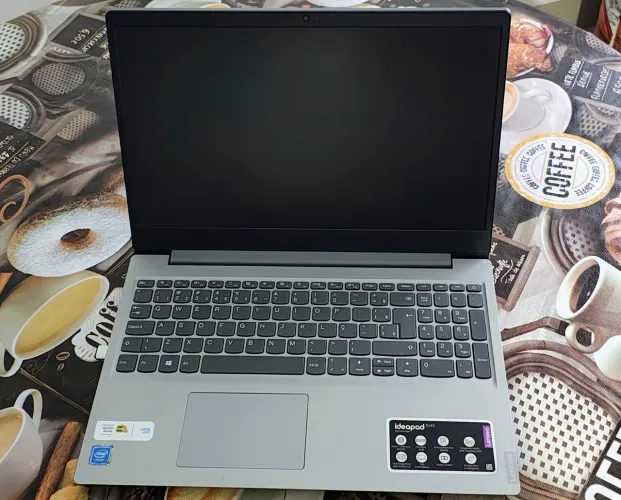 Notebook Lenovo Intel Celeron Memória 4GB, HD 500GB, Tela 15'6