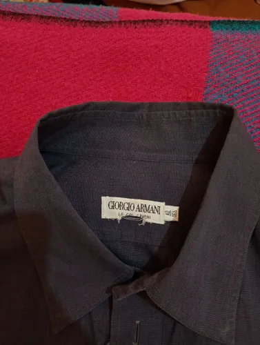 Camisa ARMANI tam.42 manga longa novíssima!
