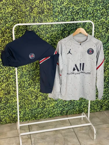 TAMANHO M - APENAS R$ 290,00 - LOJA GS STORE 