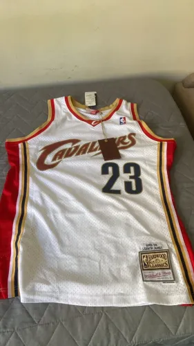 Camisa Cavaliers LeBron James Retrô 2003-04 Branca - Nova - Tam L