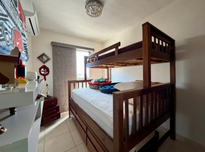 Cama