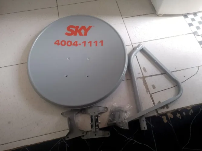 Antena da sky ( 75 cm nova )