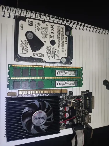 16gb ram ddr3, hd sata, placa de video 220 2gb