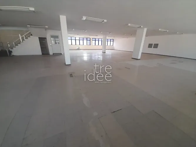 Lajes Comercias com 700,90m2 em ótima localização no Centro de CuritibaPavimento 4º