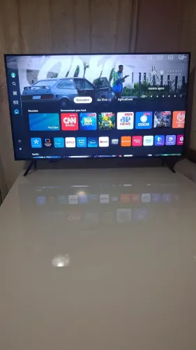Smart Samsung 4k 43P borda infinita, inteligência artificial e comando de voz 