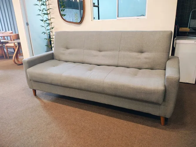 *Mega Desconto* Sofá cama 3 lugares novo a pronta entrega!