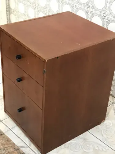 VENDO 2 GAVETEIROS TOK&STOK  DESCONTO 20%