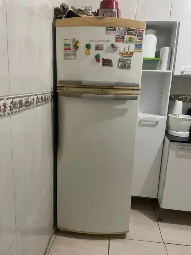 Geladeira Brastemp frost free com defeito