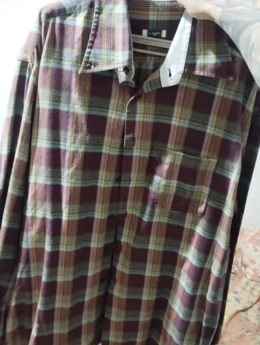 Camisas de botão