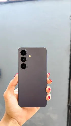 Samsung S26