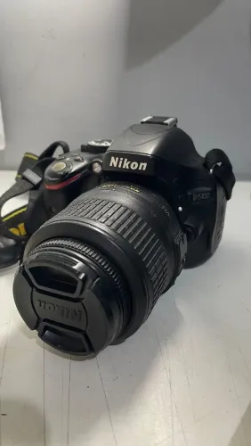 Câmera NIKON-D5100