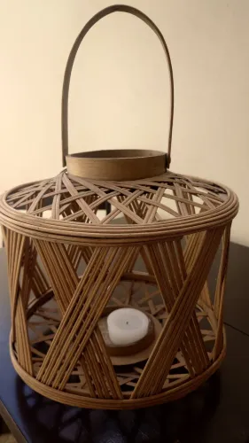 Lanterna de vela japonesa se madeira