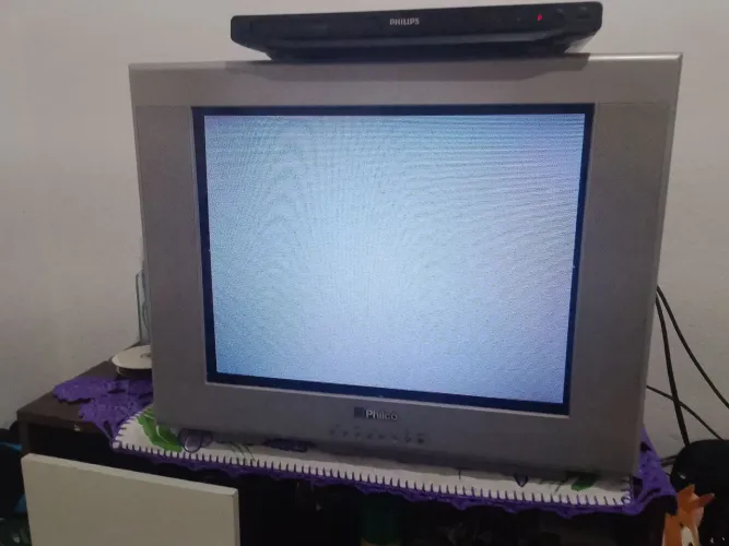 Tv de tubo Philco 20 polegadas 