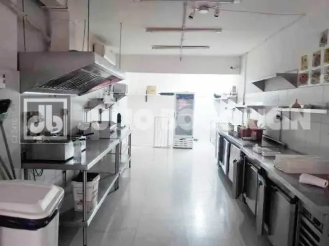 Loja : / Comercial / Barra da Tijuca