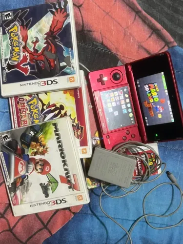 Nintendo 3DS + 4 jogos