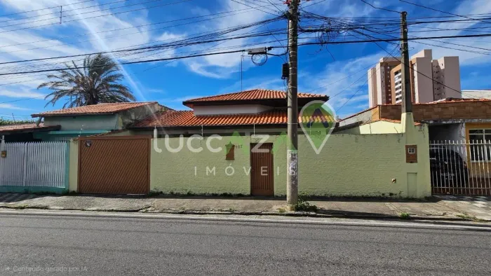 Excelente oportunidade: Casa comercial com 4 quartos, 3 suítes, 3 salas e 10 vagas no Cent