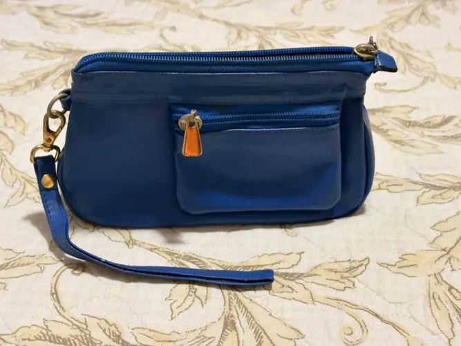 Bolsa amarelle azul de couro