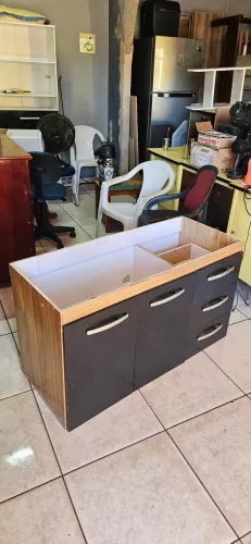 balcão cozinha com pés marcas de uso ENTREGA GRÁTIS
