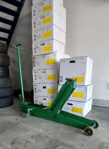 Macaco jacaré 2 Ton. Longo