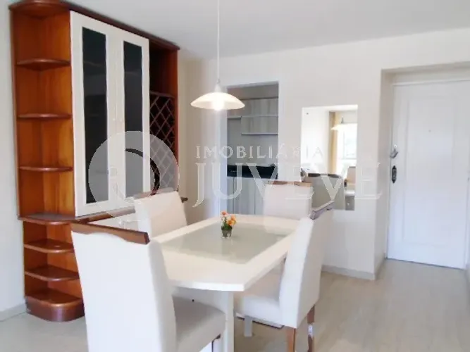 IMOBILIARIA JUVEVE VENDE APARTAMENTO MOBILIADO AHU CABRAL CENTRO CIVICO PRX MUSEO OLHO MUF