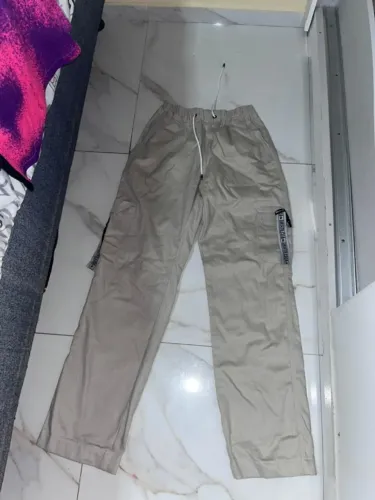 Calça Cargo A.O Clothing - Bege - Excelente Estado