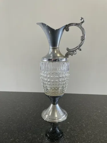 Jarra de Cristal 1 Litro com Acabamento em Metal - Decorativa para Água, Vinho ou Licor