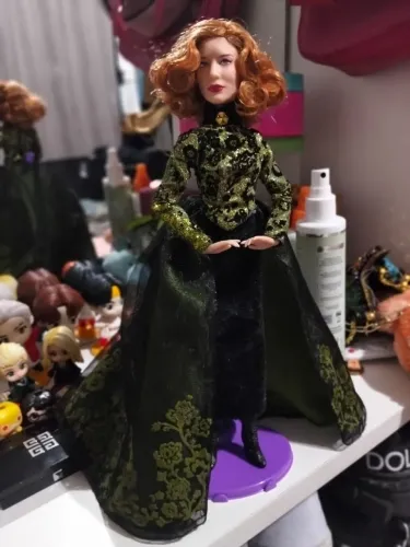 Boneca Lady Tremaine madrasta da cinderela Disney store 