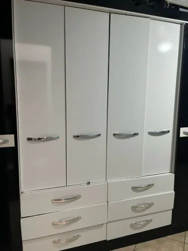 Guarda roupa grande 