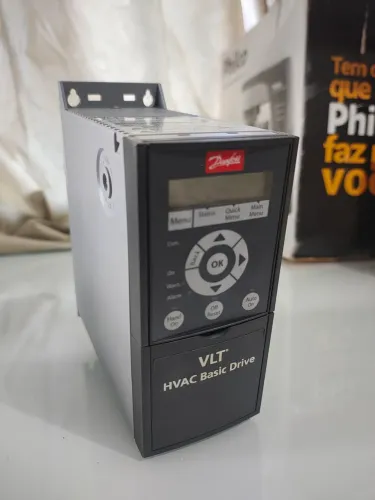 Inversor De Frequência Danfoss VLT HVAC Basic Drive 2HP 380V (FC-101)