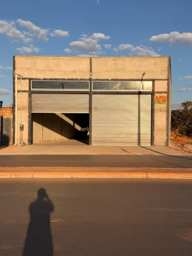 ALUGA-se Galpão Luziania comercial