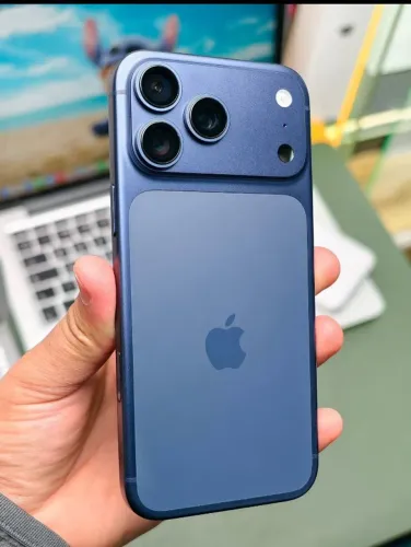 iPhone 17 Pro Max 256GB Azul Lacrado, Potência Avançada e Garantia Apple de 1 Ano