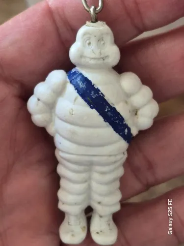 Mini chaveiro colecionavel Michelin Pneus
