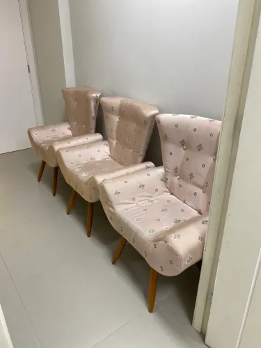 Poltronas estofadas 
