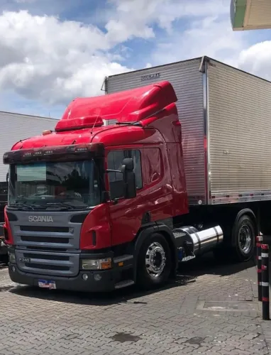 Scania p340 4x2 ano 2011 único dono