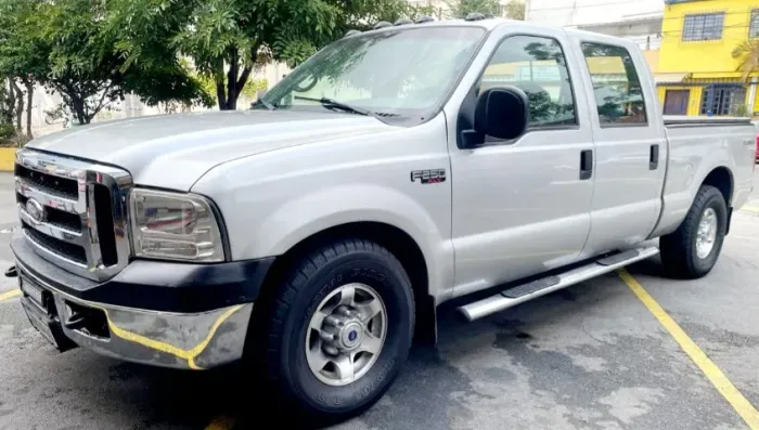 Ford F-250 XLT 4.2 180cv CD TB Diesel 2004