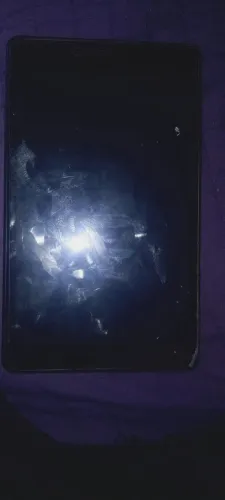 Tablet A funcionando tudo meu filho bloqueou e eu não lembro o e-mail dele mas tá funciond