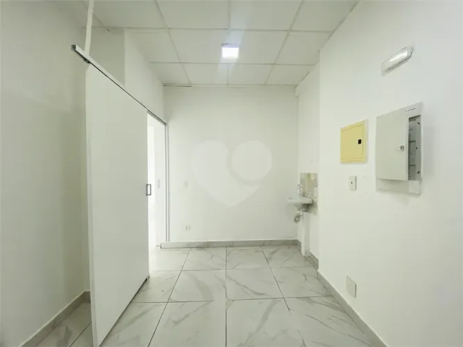Salas para locação em Centro - SP