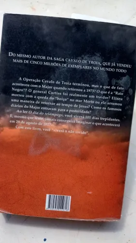 Livro operação cavalo de Tróia v. 10