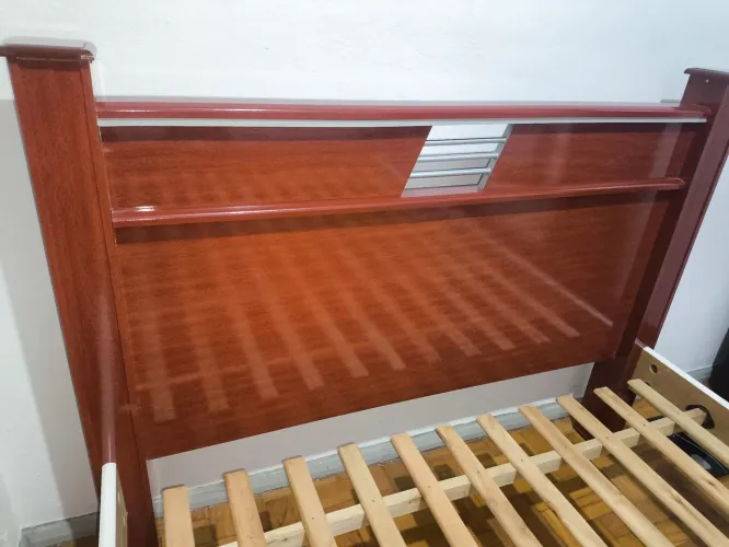 Cama de casal D33