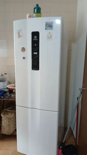 Geladeira Eletrolux Inverse com tecnologia Inverter