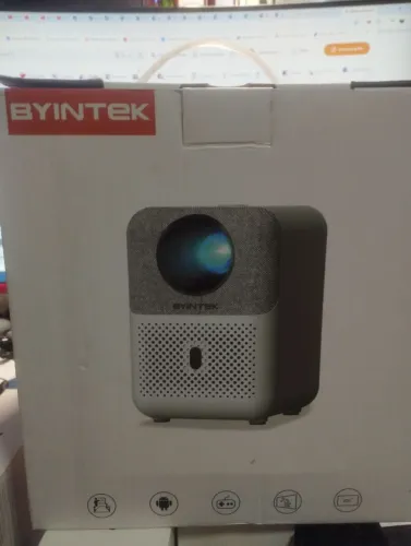 Projetor byintek U4 pequenos detalhes 