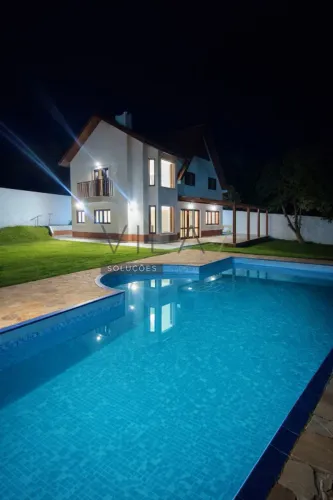 Casa para Locação em Condomínio Fechado em Vargem Grande