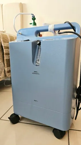 Concentrador de Oxigênio EverFlo 5 LPM - Philips Respironics - Pouquíssimo Uso Leia Abaixo