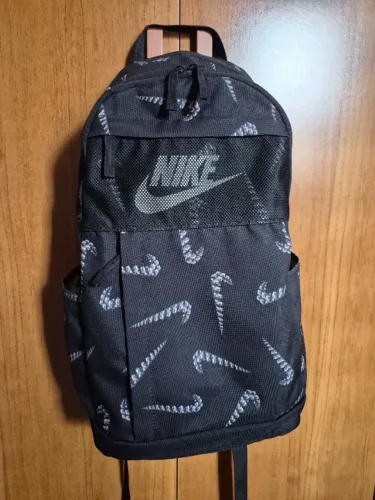 Mochila Nike Elemental Diamond (21L)