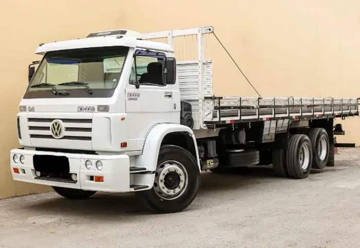 vw 23220 6x2 2006
