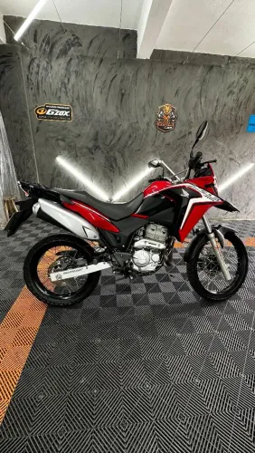 XRE RALLY 300 A MAIS NOVA DA OLX
