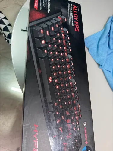 Teclado HyperX Allo Fps mecânico