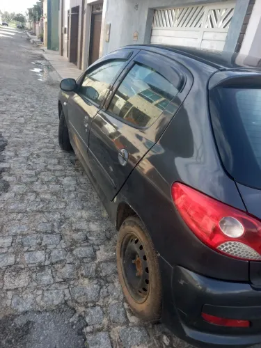 Peugeot 207 XR 1.4 Flex 8V 3P 2012