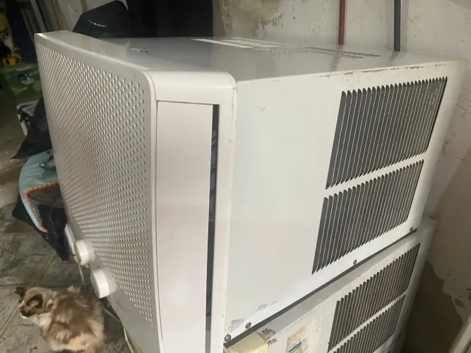 Ar condicionado 10.000 BTUs 110v entrego sem custo nenhum.. só usar 